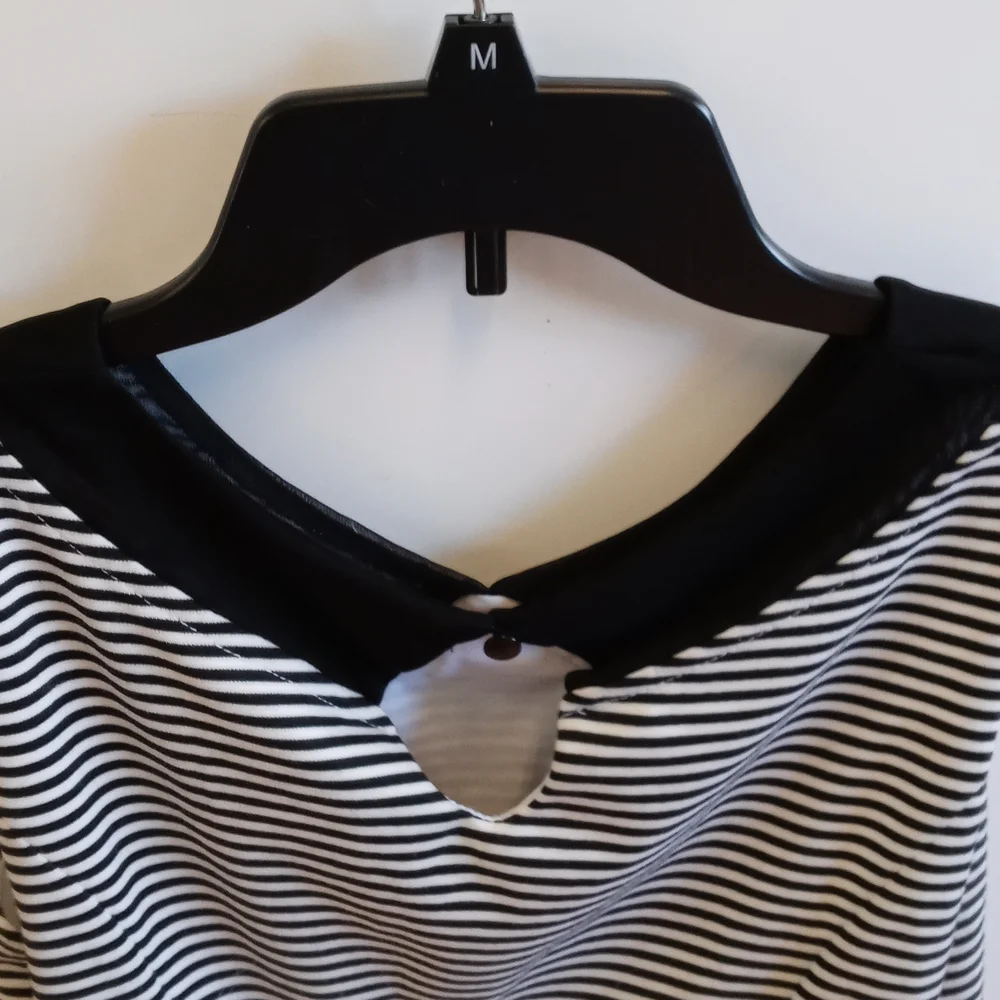 Attractive Papaya dressy black & white striped lined tank Size L - Picture 5 of 6